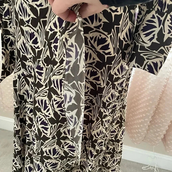 Banana Republic Silky Wrap Maxi Dress - Picture 9 of 15
